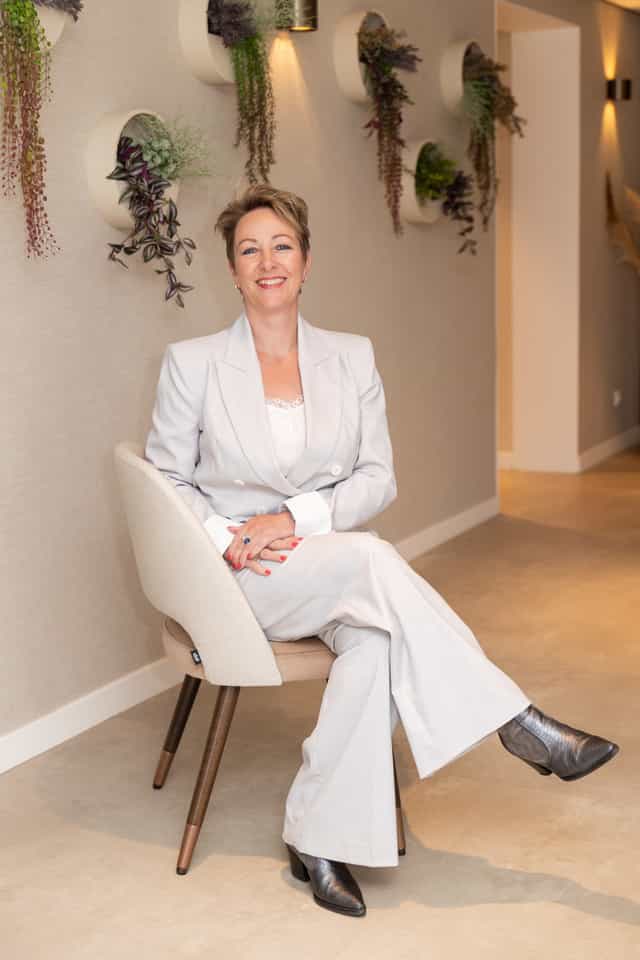 Jolijn - Uitvaartbegeleidster